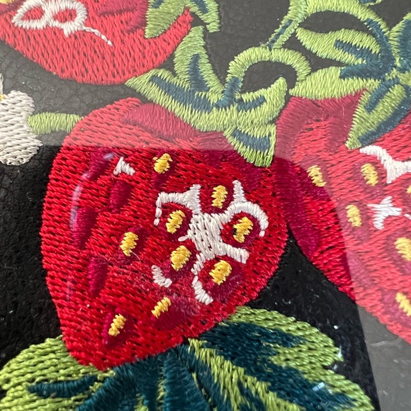 IPHONE 11 PRO MAX CASE - Picture 6 of 8